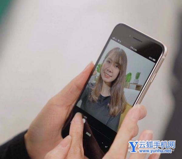 iPhoneSE3开箱测评-真机上手体验怎么样