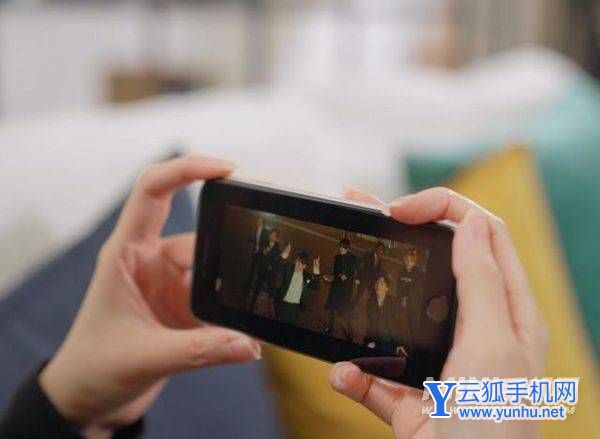 iPhoneSE3开箱测评-真机上手体验怎么样