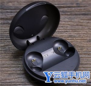 JBL FREE耳机怎么充电