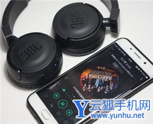 JBL T450BT耳机怎么通过蓝牙连接手机