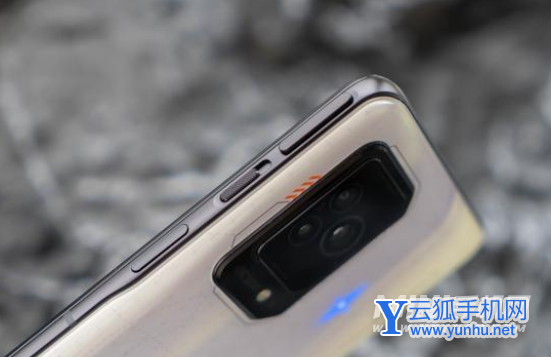 黑鲨5开箱测评-真机上手评测