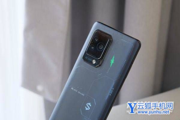 黑鲨5Pro外形怎么样-手机质感好吗