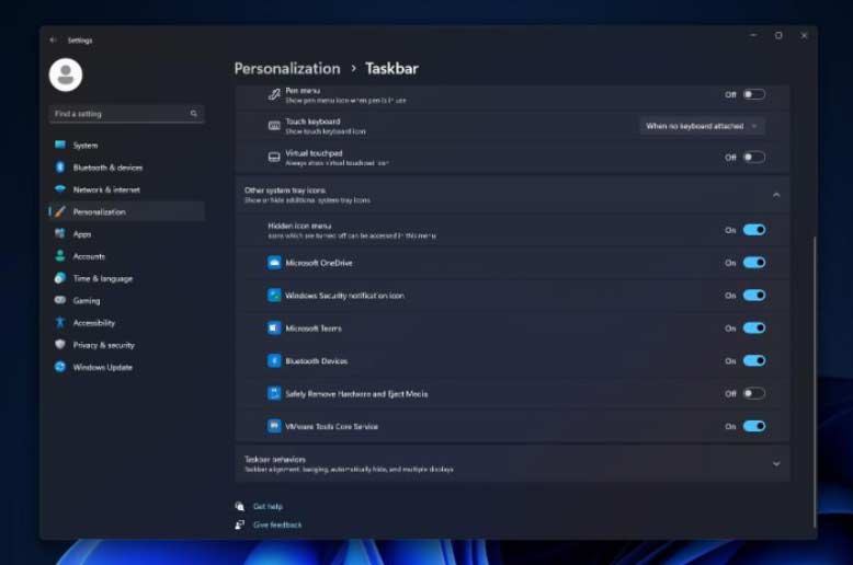 微软 Win11 极简任务栏上手：优化平板体验，但也缺了点小功能