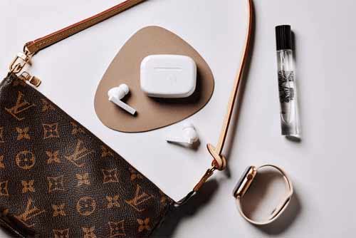 2021运动蓝牙耳机排行榜，音质、舒适度极佳的四大运动耳机 (图文)