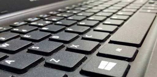 笔记本关闭盖子的情况下保持 Windows处于唤醒运行状态