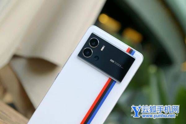 vivoX80和iQOO9哪个好-手机参数对比