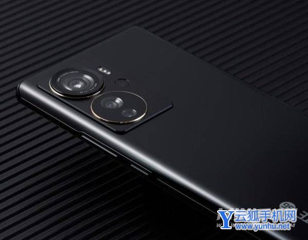 中兴Axon40Pro好看吗-开箱赏析