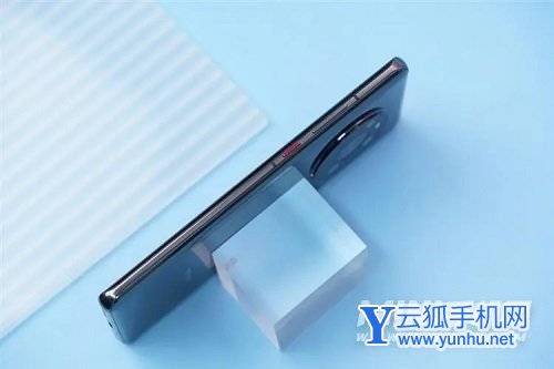 鼎桥m40与华为mate40手机参数对比区别大吗?