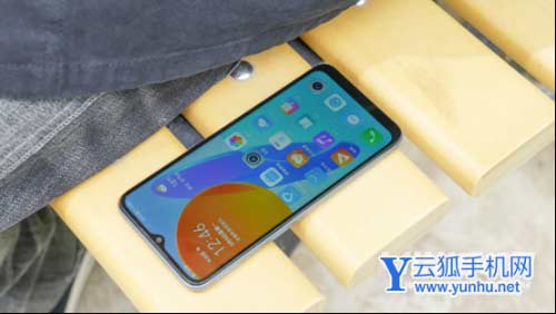 荣耀畅玩30上手测评：大内存长续航，可以闭眼入的高品质千元5G新机