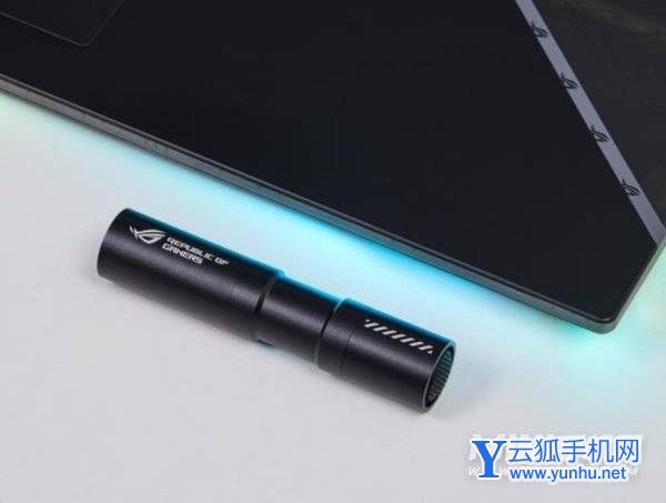 ROG枪神6Plus开箱赏析-笔记本好看吗