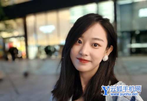 OPPOReno8系列人像实测-手机夜景自拍怎么样