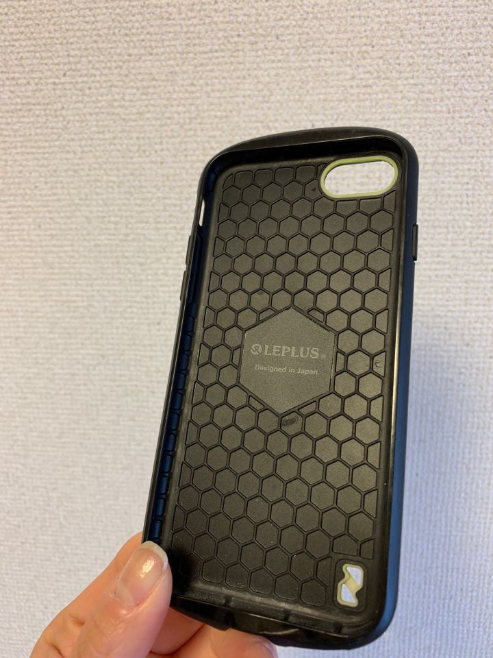 哪种材质的手机保护壳安全性更好?更加耐摔? 哪种材质的手机保护壳安全性更好?更加耐摔?