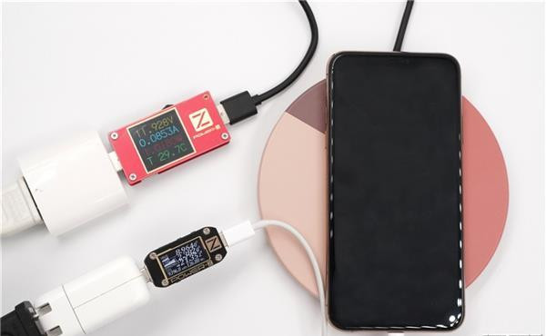 同时使用有线和无线充电会增加充电效率吗？