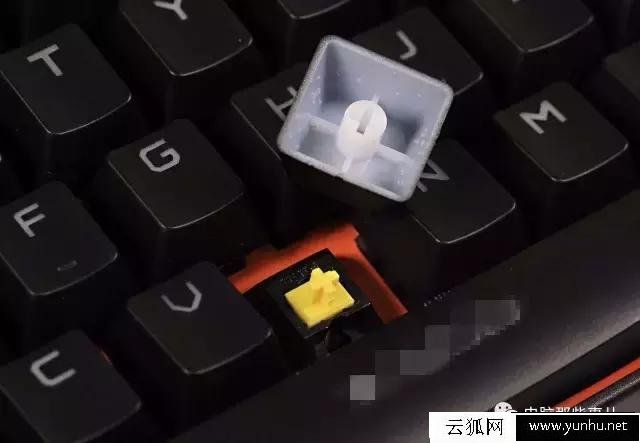 电脑键盘用太久竟然这么脏！不会清理怎么行？