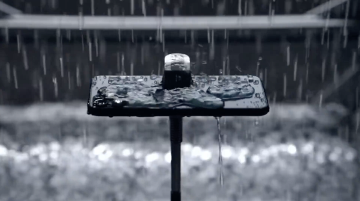 为什么 iPhone 进水后不保修? 为什么 iPhone 进水后不保修?