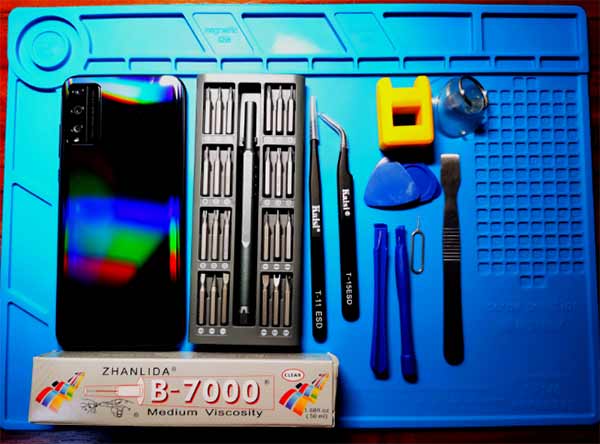 荣耀Play4T Pro的拆机图，看看内部做工和用料咋样(图1)