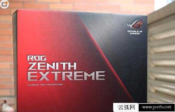 AMD Ryzen ThreadRipper 1950X搭配什么主板和显卡比较好呢？